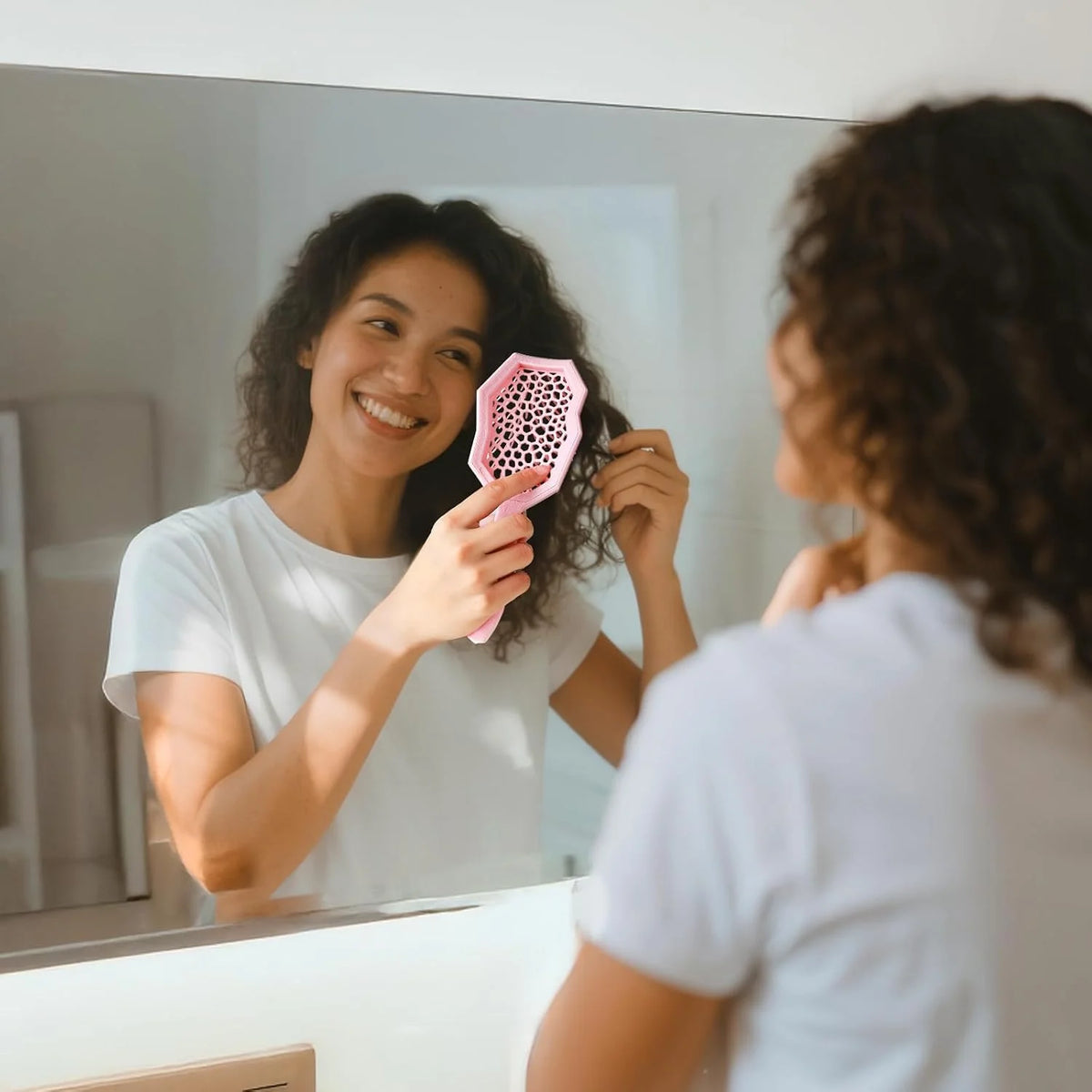 AIMIKE Glacier Detangler Brush for Curly Hair, Wet & Dry Hair Brush