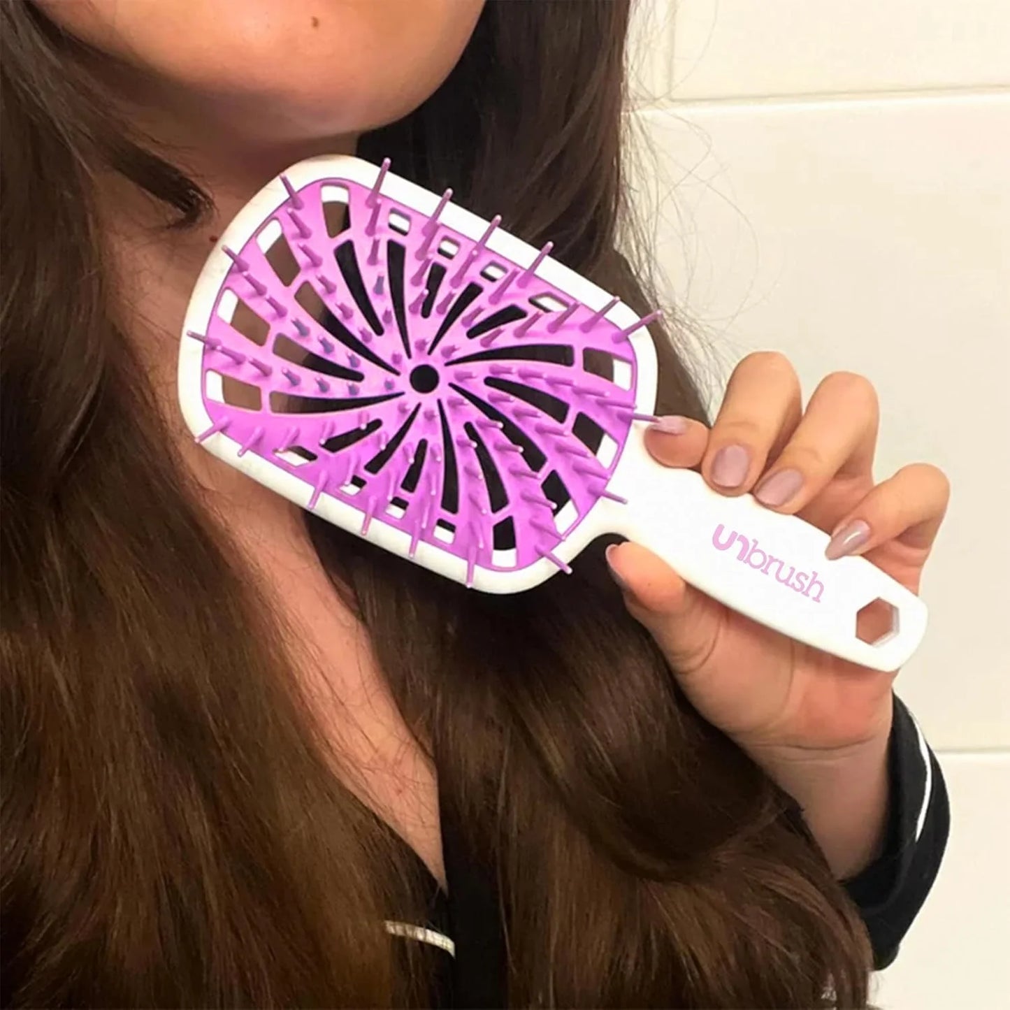 FHI Heat UNbrush Plus Ultra-Light Detangling Brush for Fine & Fragile Hair