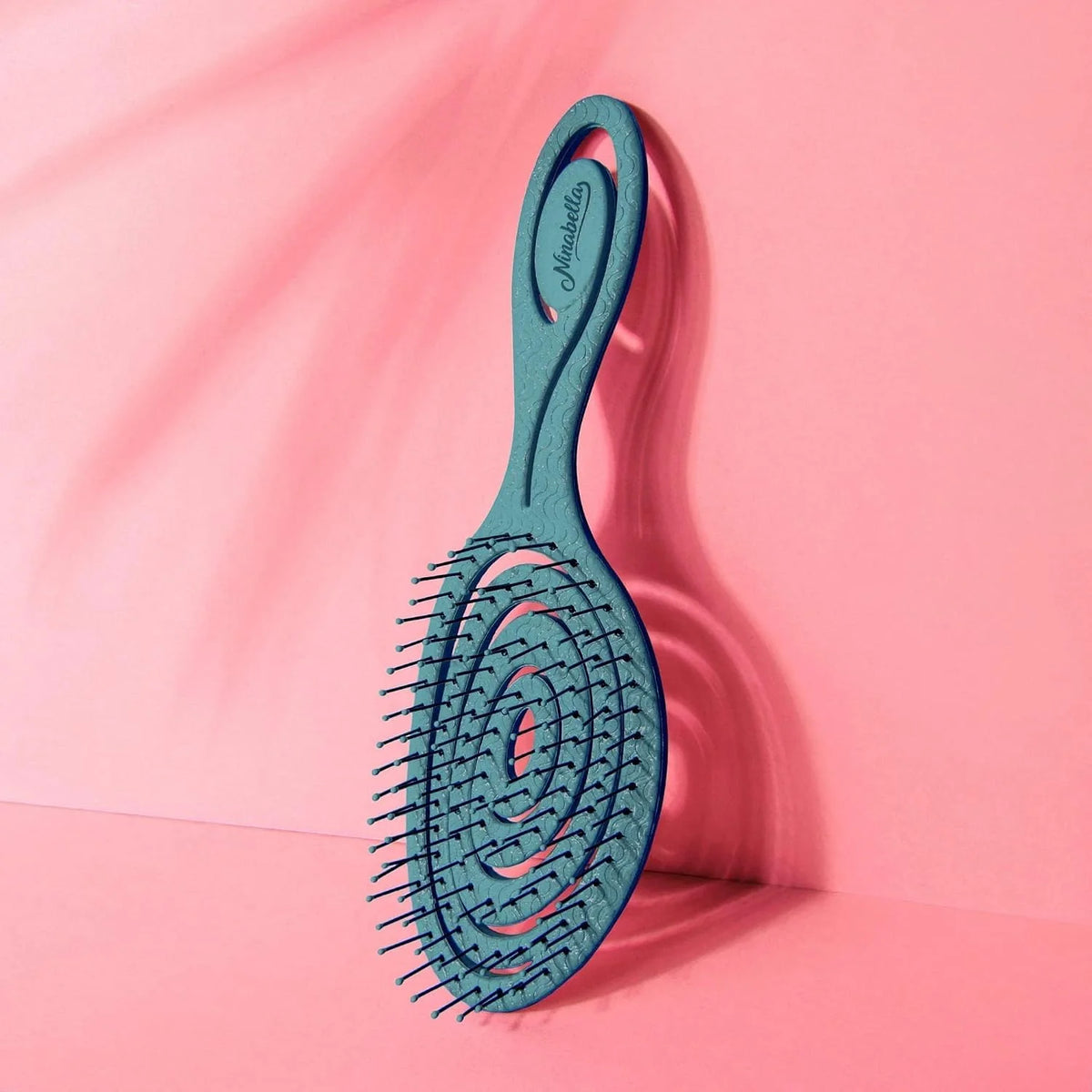 Ninabella Detangler Brush - No Tangle Hair Brush for Women, Fine, Thick and Long Hair - Hairbrush for Wet and Dry Hair, Gentle on the Scalp - Elegant Black