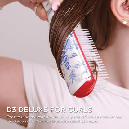 Denman D3 Original Curl Definer & Styler, Curly Hair Brush for Women & Men – 7 Row Detangling & Curl Defining Brush for Smooth Defined Curls - a precision Styling Brush for straight hair