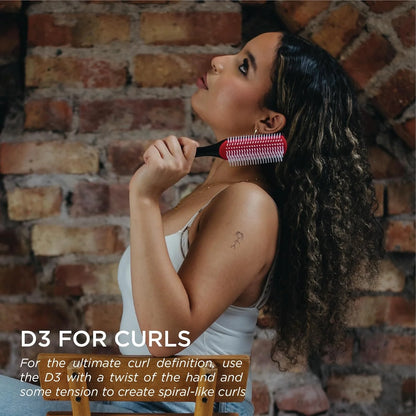 Denman D3 Original Curl Definer & Styler, Curly Hair Brush for Women & Men – 7 Row Detangling & Curl Defining Brush for Smooth Defined Curls - a precision Styling Brush for straight hair