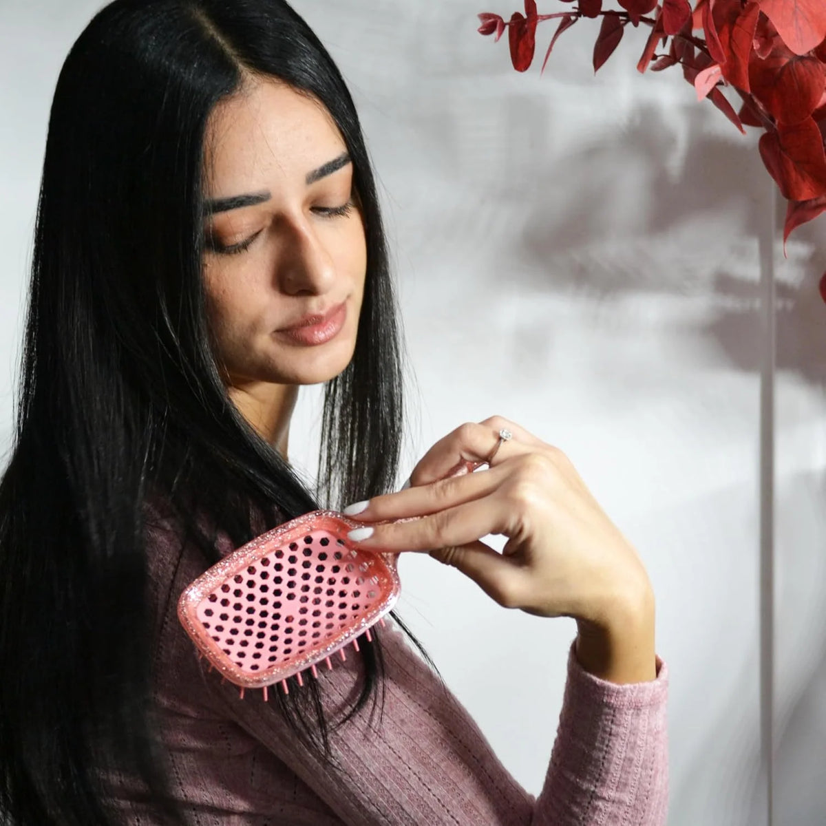 FHI Heat UNbrush Detangling Brush for Pain-Free Brushing on All Wet or Dry Hair Types — Durable DuoFlex Anti-Static Bristles, Lightweight Handle, Vented Hair Brush